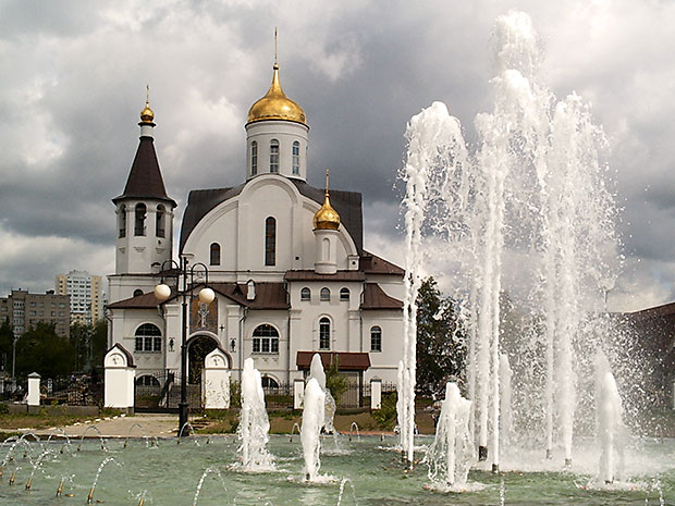 Храм и фонтан